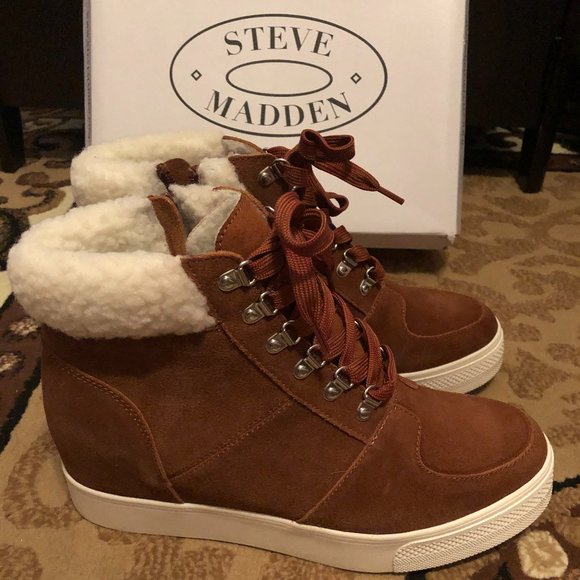 steve madden lakes wedge sneaker